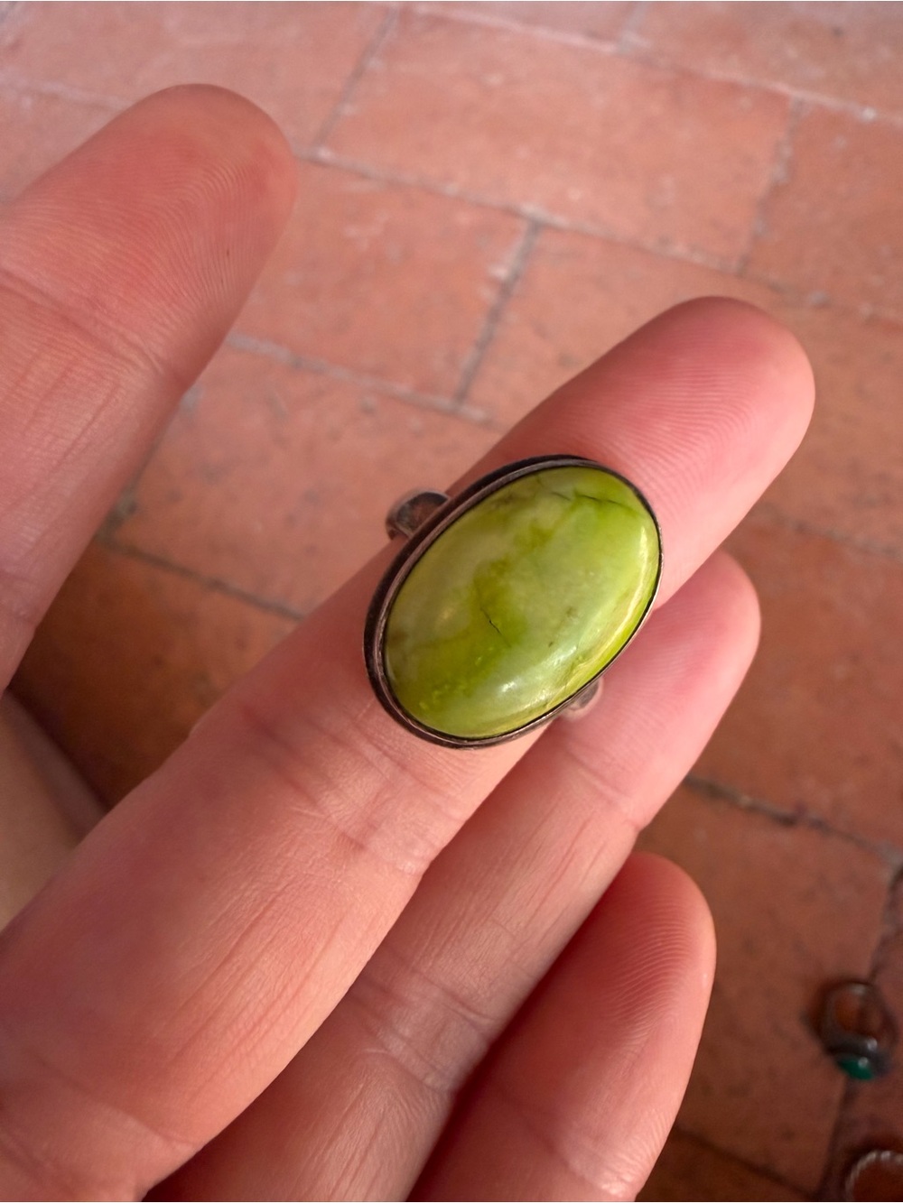 Green Oval Stone Women's sterling silver Ring size 8